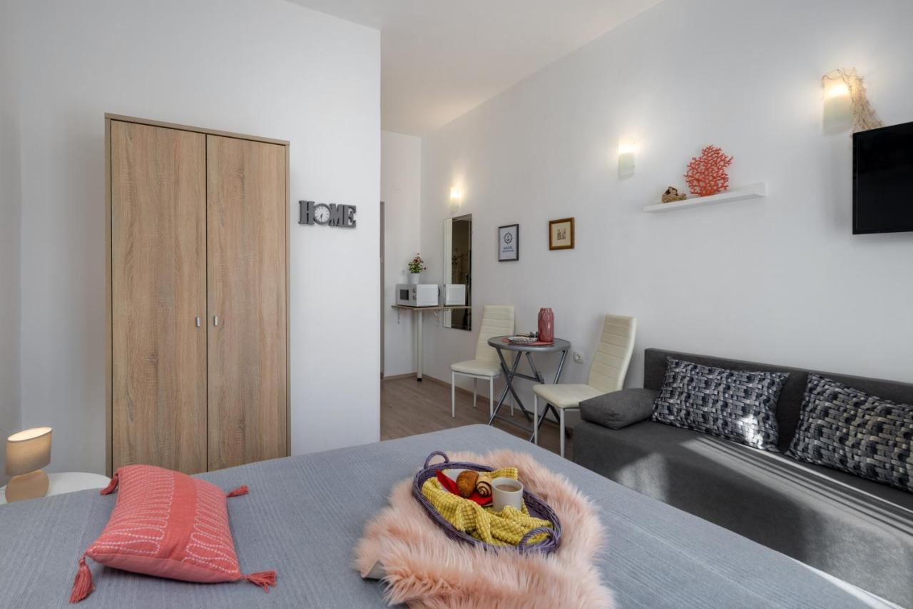 Naval Studio Apartment Rijeka Ngoại thất bức ảnh